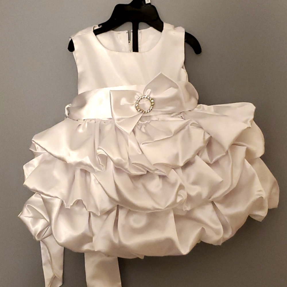 Fancy White Cupcake Dress Vintage